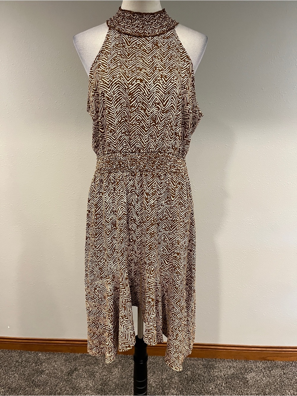 Maurice’s sleeveless Halter asymmetrical Midi‎ Dress size large